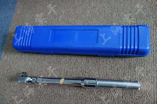 預(yù)置式扭矩扳手