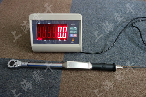 ���@Ť������