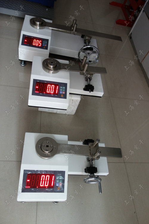 SGXJϵ��Ť�ذ���У�x�DƬ