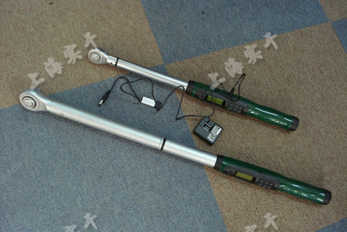 ���B��X���@Ť������