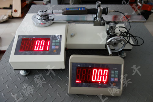 �|��Ť�ذ���У��(zh��n)�x�DƬ